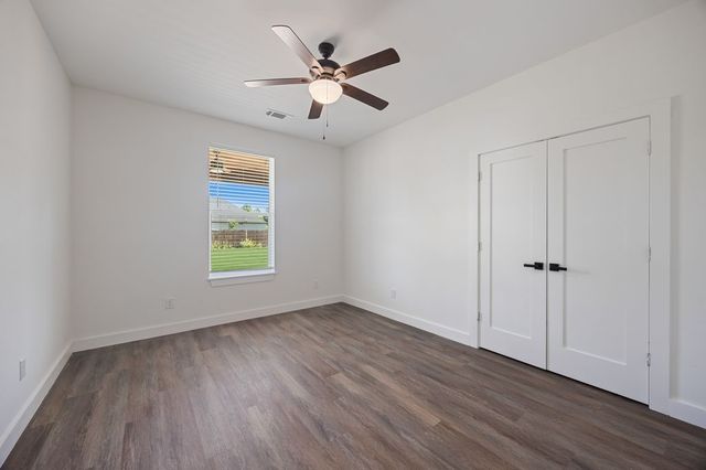 181 County Road 4757, Rhome, TX 76078