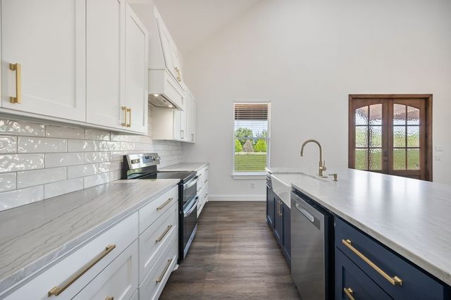 181 County Road 4757, Rhome, TX 76078