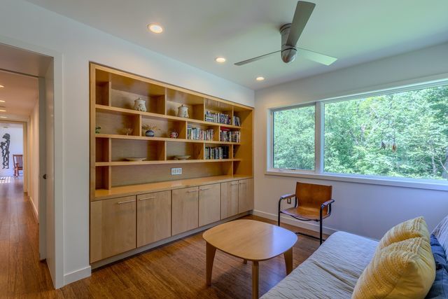 691 Black Bear Road, Jamaica, VT 05343