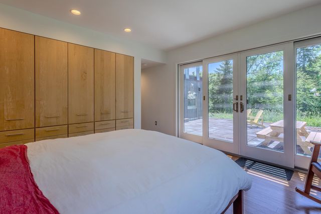 691 Black Bear Road, Jamaica, VT 05343