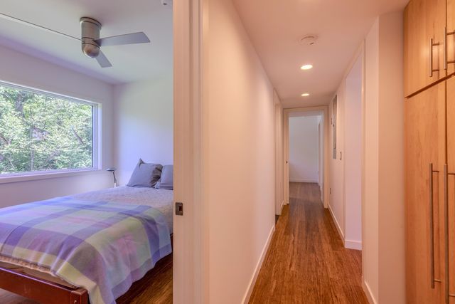 691 Black Bear Road, Jamaica, VT 05343