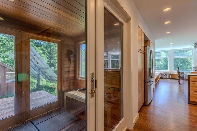 691 Black Bear Road, Jamaica, VT 05343