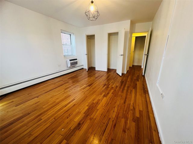 99-10 60th Avenue 5F, Corona, NY 11368