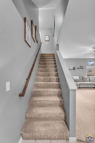 1909 E 25th TER, Lawrence, KS 66046