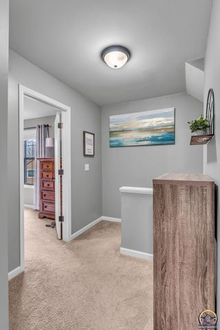 1909 E 25th TER, Lawrence, KS 66046