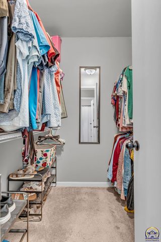 1909 E 25th TER, Lawrence, KS 66046