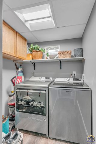 1909 E 25th TER, Lawrence, KS 66046