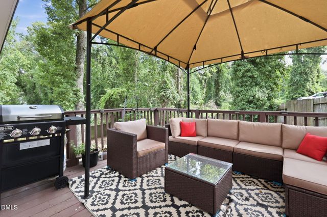 2021 Spruce Street, Fayetteville, NC 28303