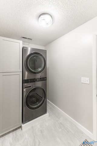 146 Manor House Drive, Huntsville, AL 35811