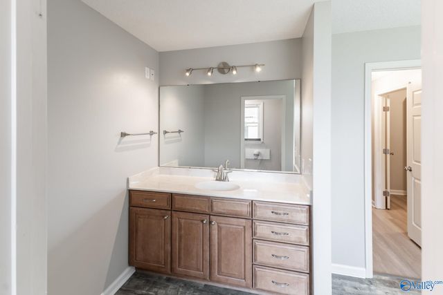 146 Manor House Drive, Huntsville, AL 35811