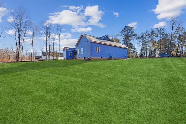 705 SEABOLT Road, Locust Grove, GA 30248