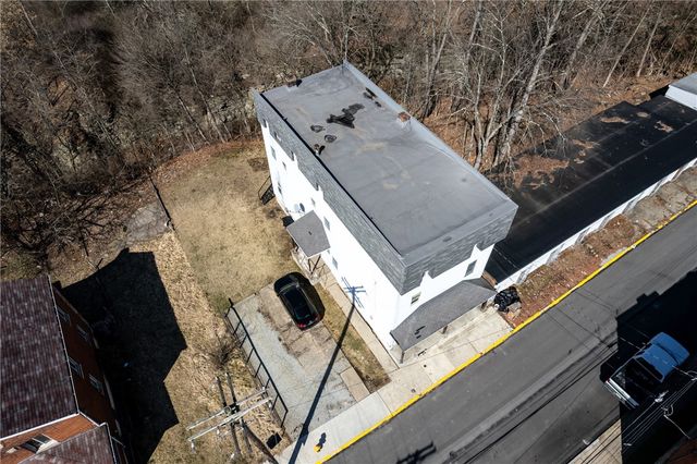 601 Brinton Ave, Trafford, PA 15085