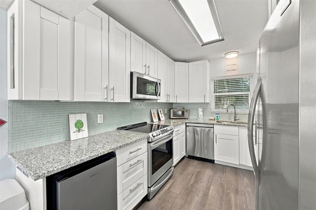 225 116TH AVENUE 225C, Treasure Island, FL 33706