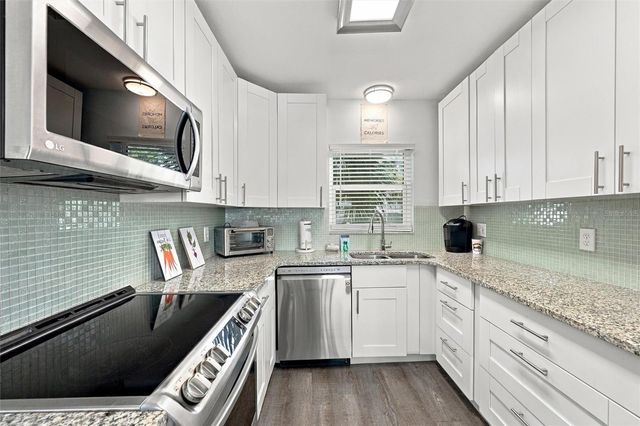 225 116TH AVENUE 225C, Treasure Island, FL 33706