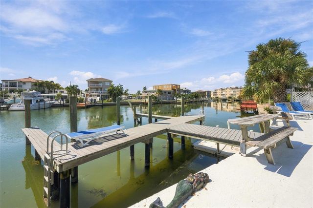 225 116TH AVENUE 225C, Treasure Island, FL 33706