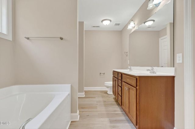 118 Landlocked Circle, Angier, NC 27501