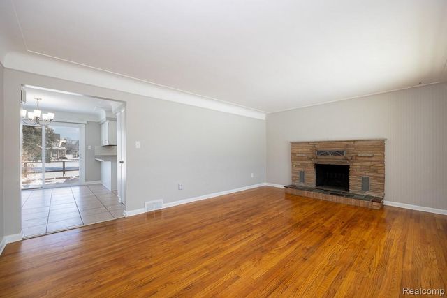 3268 Livernois Road, Troy, MI 48083