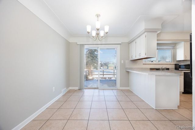 3268 Livernois Road, Troy, MI 48083