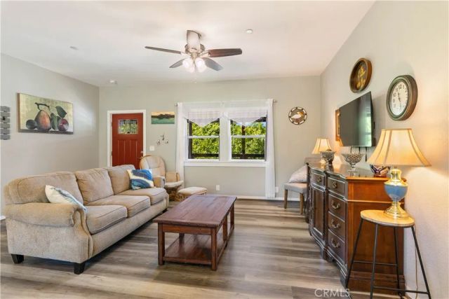10075 El Capitan Way, Kelseyville, CA 95451