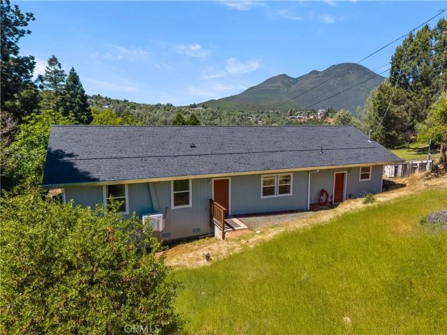 10075 El Capitan Way, Kelseyville, CA 95451