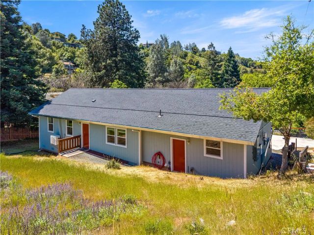 10075 El Capitan Way, Kelseyville, CA 95451