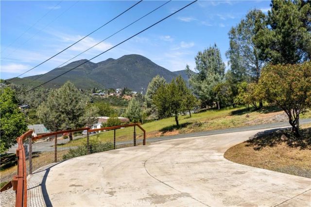 10075 El Capitan Way, Kelseyville, CA 95451