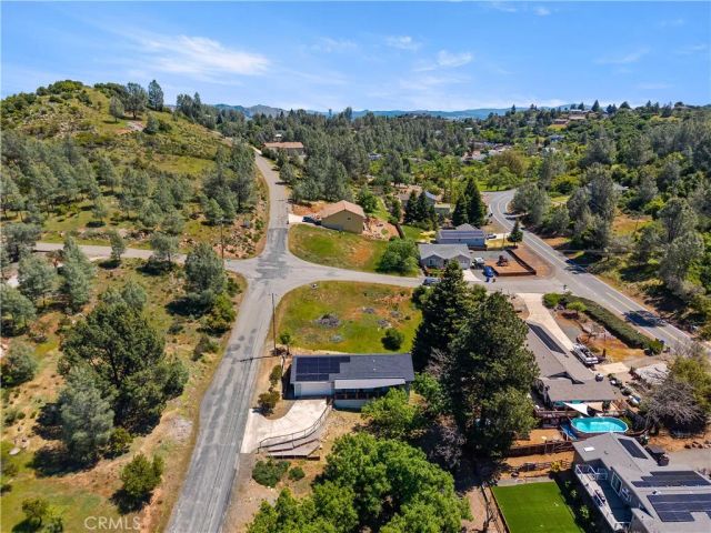 10075 El Capitan Way, Kelseyville, CA 95451