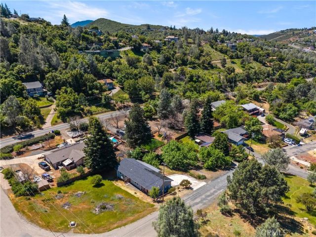 10075 El Capitan Way, Kelseyville, CA 95451