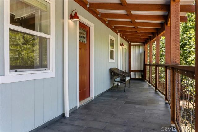 10075 El Capitan Way, Kelseyville, CA 95451