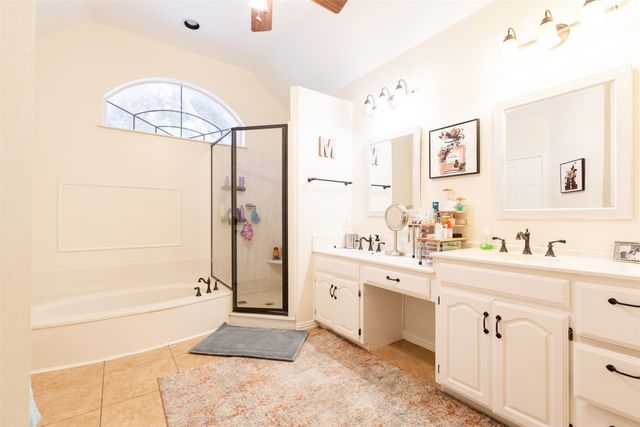 910 Kings Court, Duncanville, TX 75137