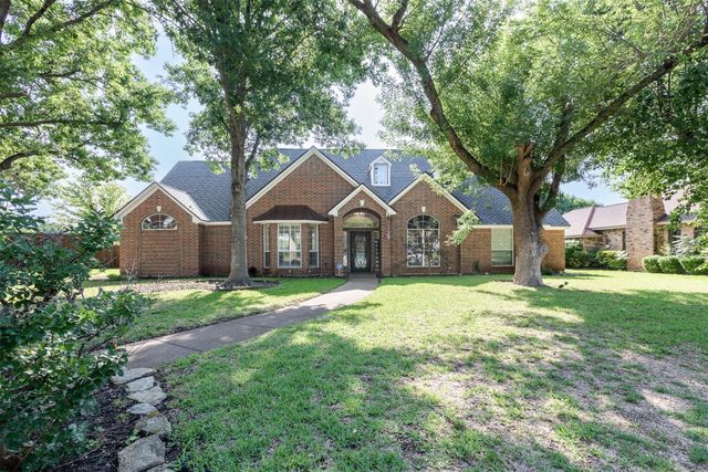 910 Kings Court, Duncanville, TX 75137