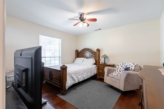 910 Kings Court, Duncanville, TX 75137