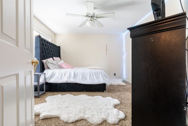 910 Kings Court, Duncanville, TX 75137