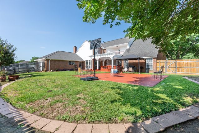 910 Kings Court, Duncanville, TX 75137