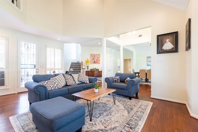 910 Kings Court, Duncanville, TX 75137