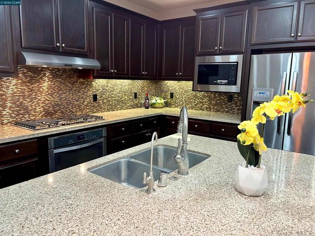 3373 Central Pkwy, Dublin, CA 94568