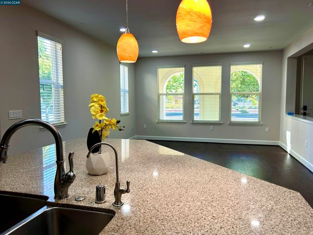 3373 Central Pkwy, Dublin, CA 94568