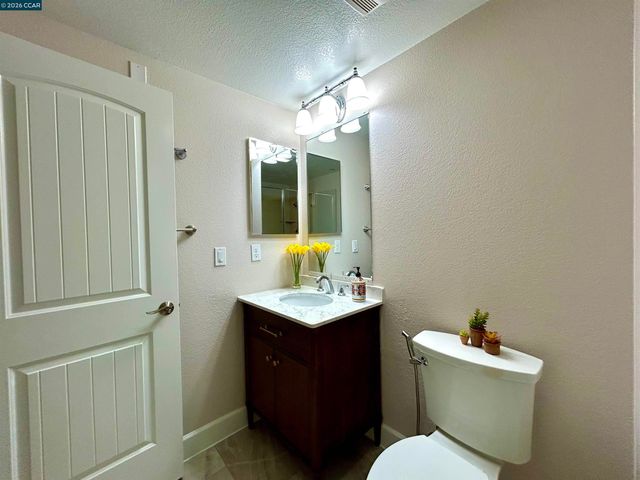 3373 Central Pkwy, Dublin, CA 94568