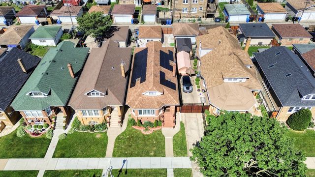 2924 N LINDER Avenue, Chicago, IL 60641