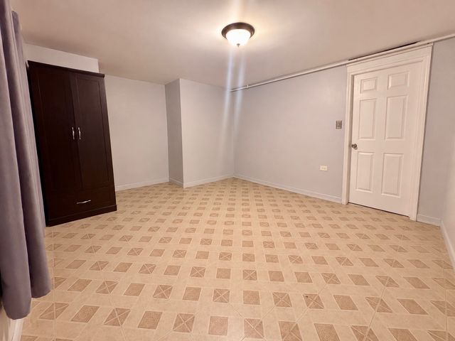 2924 N LINDER Avenue, Chicago, IL 60641