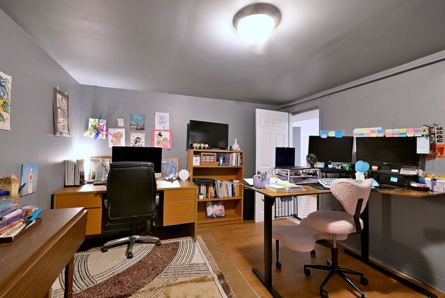 2924 N LINDER Avenue, Chicago, IL 60641