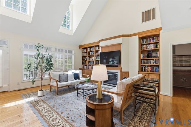 2065 Garrett Ln, Powhatan, VA 23139