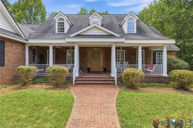 2065 Garrett Ln, Powhatan, VA 23139