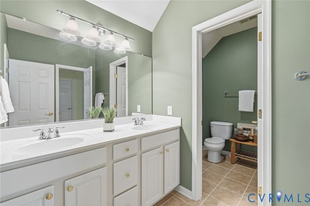 2065 Garrett Ln, Powhatan, VA 23139