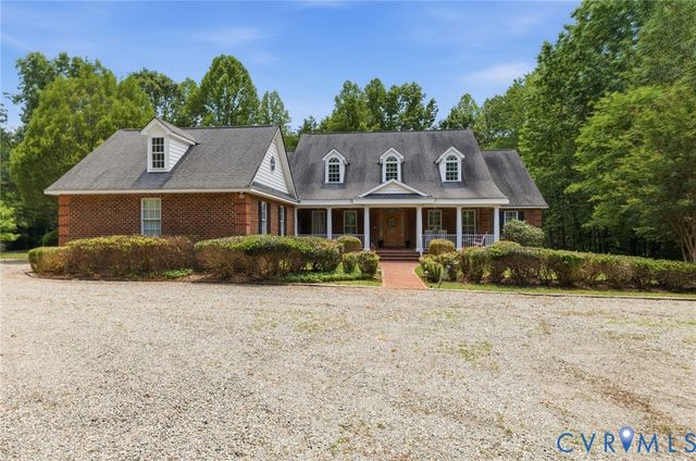 2065 Garrett Ln, Powhatan, VA 23139
