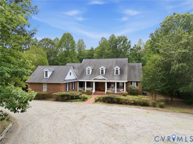 2065 Garrett Ln, Powhatan, VA 23139