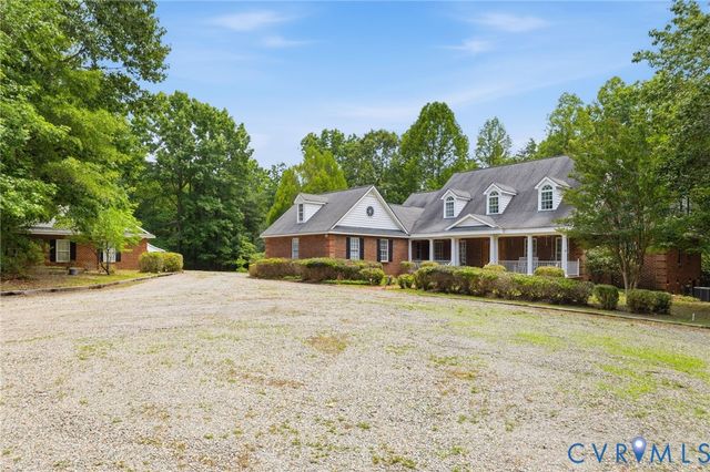 2065 Garrett Ln, Powhatan, VA 23139