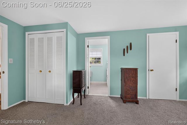 4672 Argyle Drive, Troy, MI 48085