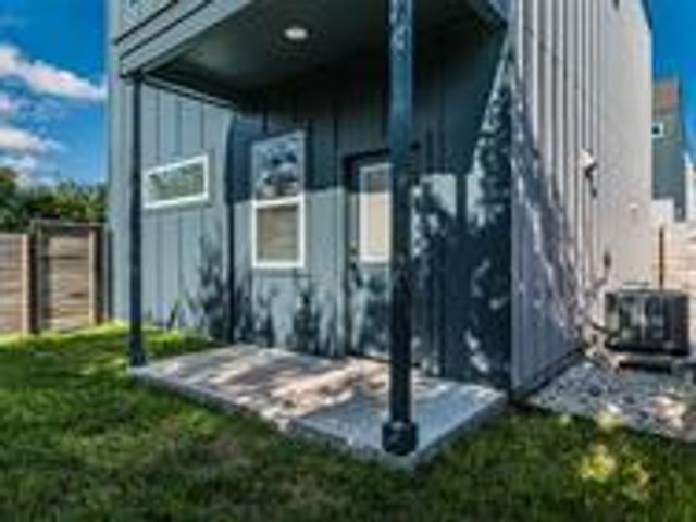 1004 Wheatley Ave, Austin, TX 78752