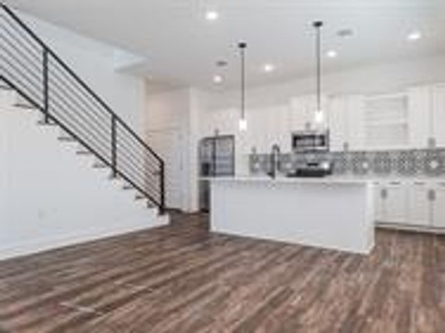 1004 Wheatley Ave, Austin, TX 78752